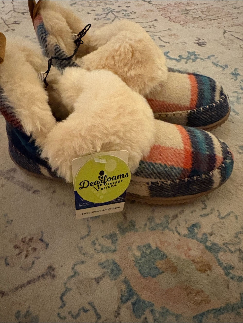 Dearfoams Women's Moritz Energy Return Bootie Slipper. Size 7. New!!